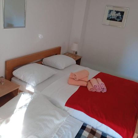 Apartmani L&Z Petrcane Exterior photo
